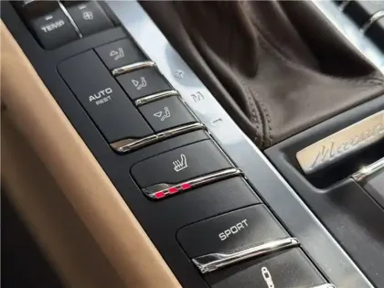 Photo 18 Porsche Macan 3.0 V6 340 CH