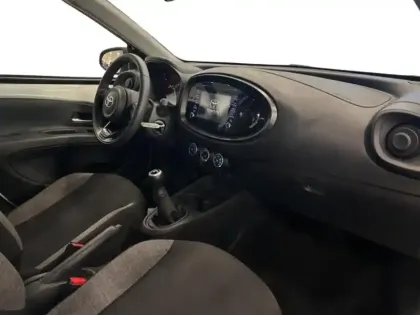 Photo 14 Toyota Aygo  X 1.0 VVT-i 72ch Dynamic MY24