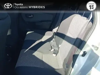 Photo 11 Toyota Yaris  HSD 100h Dynamic 5p