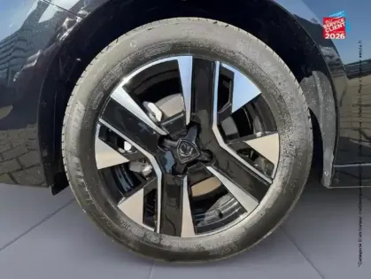 Photo 9 Peugeot 208  1.2 Hybrid 145ch Allure e-DCS6