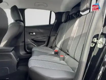 Photo 10 Peugeot 208  1.2 Hybrid 145ch Allure e-DCS6 Siege chauf