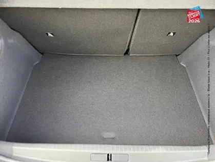 Photo 13 Peugeot 208  1.2 Hybrid 145ch Allure e-DCS6 Siege chauf