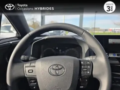 Photo 12 Toyota C-HR  1.8 Hybride 140ch Dynamic MY25