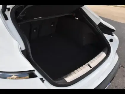 Photo 13 Porsche Taycan  Cross Turismo 571ch 4S