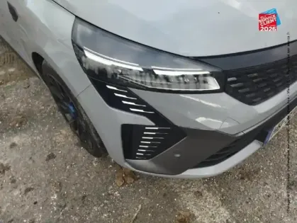 Photo 12 Renault Clio  1.6 E-Tech 145ch full hybrid esprit Alpine - 25