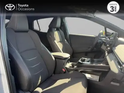 Photo 5 Toyota C-HR + 224ch 77kWh Design Grande Autonomie