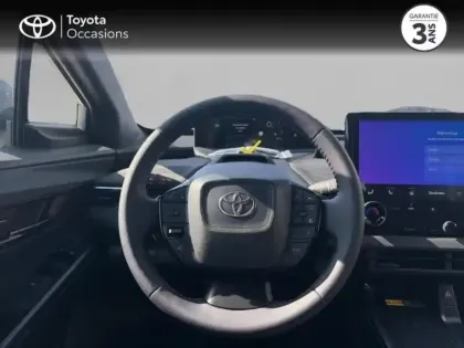 Photo 12 Toyota C-HR + 224ch 77kWh Design Grande Autonomie