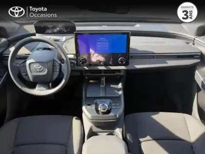 Photo 7 Toyota C-HR + 224ch 77kWh Design Grande Autonomie