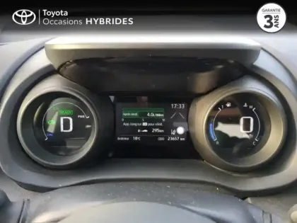 Photo 13 Toyota Yaris  Cross 116h Dynamic MY22