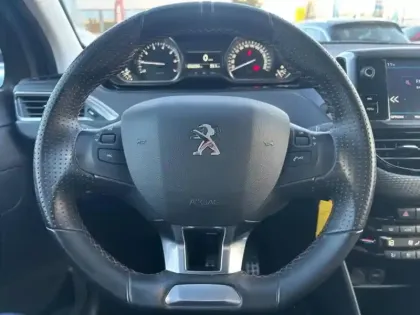 Photo 14 Peugeot 2008  1.2 PureTech 130ch E6.c GT Line S&S