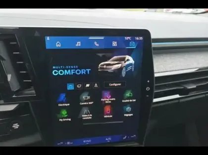 Photo 14 Renault Espace  1.2 E-Tech full hybrid 200ch Techno 7 places - 25