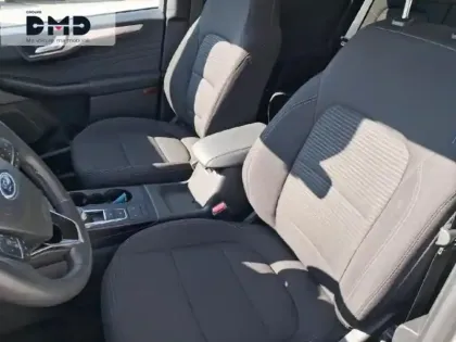 Photo 8 Ford Kuga  2.5 Duratec 190ch FHEV E85 Titanium BVA