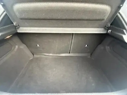 Photo 5 Peugeot 208  1.2 Hybrid 100ch Allure e-DCS6