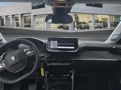 Photo 8 Peugeot 208  1.2 Hybrid 100ch Allure e-DCS6