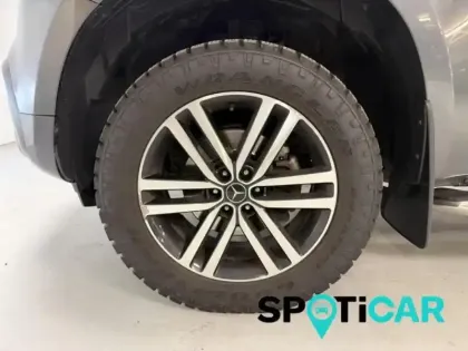 Photo 10 Mercedes Classe X Gén. I Ph1 Power 4