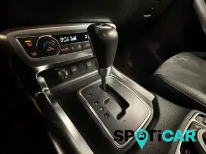 Photo 14 Mercedes Classe X Gén. I Ph1 Power 4