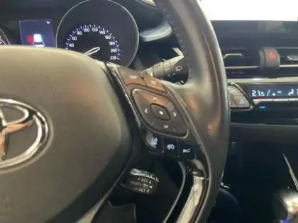 Photo 11 Toyota C-HR  122h Edition 2WD E-CVT MC19