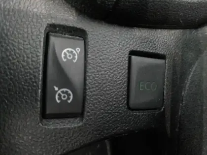 Photo 9 Renault Clio  0.9 TCe 90ch energy Intens 5p Euro6c