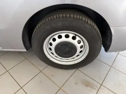 Photo 8 Peugeot Expert  Fg M 100 kW Batterie 50 kWh