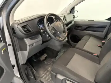 Photo 13 Peugeot Expert  Fg M 100 kW Batterie 50 kWh