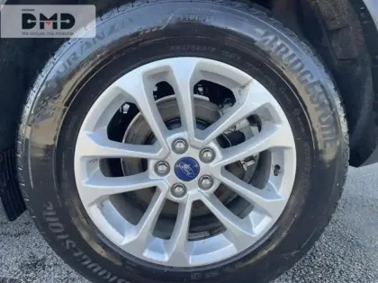 Photo 12 Ford Kuga  2.5 Duratec 190ch FHEV E85 Titanium BVA