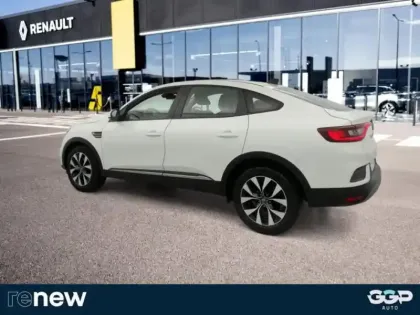 Photo 9 Renault Arkana  1.6 E-Tech 145ch Zen