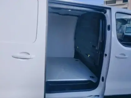 Photo 9 Fiat Scudo  Fg XL 2.2 Diesel 180ch Pack Premium Connect automatique