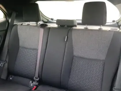 Photo 13 Toyota Yaris Gén. I Ph1 Design 5