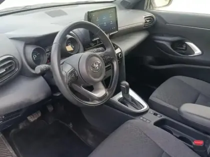 Photo 14 Toyota Yaris Gén. I Ph1 Design 5