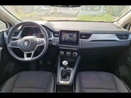 Photo 8 Renault Captur  1.3 TCe 140ch FAP Intens -21