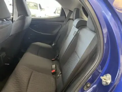 Photo 13 Toyota Yaris  116h France Business 5p + Programme "Beyond Zero Academy"