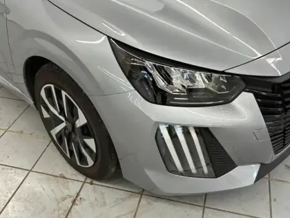 Photo 8 Peugeot 208  Business R 1.2 PureTech 100ch S&S Active Business R