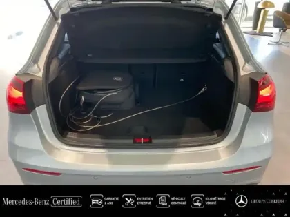 Photo 11 Mercedes Classe A  250 e Hybrid EQ 163+109ch AMG Line 8G-DCT