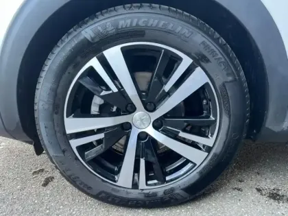 Photo 5 Peugeot 3008  1.2 PureTech 130ch S&S GT EAT8