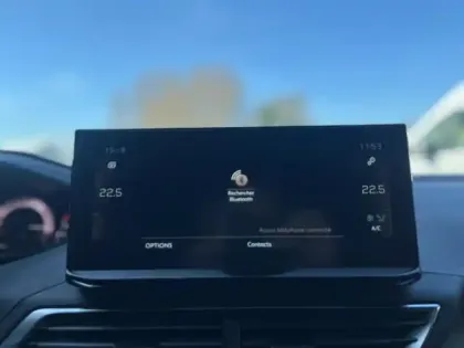 Photo 14 Peugeot 3008  1.2 PureTech 130ch S&S GT EAT8