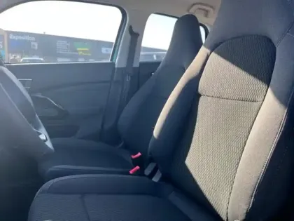 Photo 8 Leapmotor T03  Electric 95ch Design