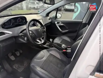 Photo 14 Peugeot 2008  1.2 PureTech 110ch Allure S&S