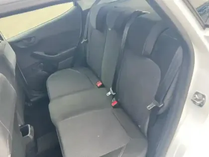 Photo 12 Ford Fiesta  1.1 75ch  Cool & Connect 5p