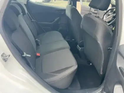 Photo 13 Ford Fiesta  1.1 75ch  Cool & Connect 5p