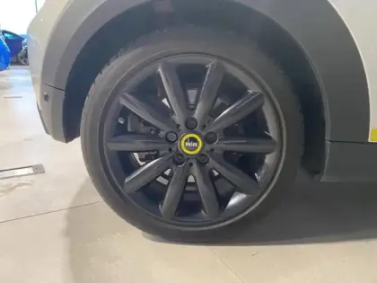 Photo 9 Mini Mini  Cooper SE 184ch Edition Greenwich BVA