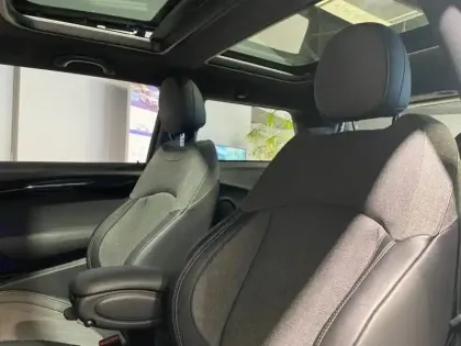 Photo 11 Mini Mini  Cooper SE 184ch Edition Greenwich BVA