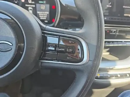 Photo 13 Fiat 500  e 118ch Icône