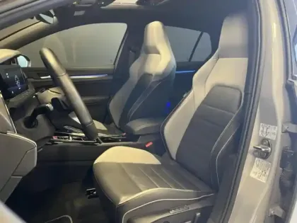 Photo 14 Volkswagen Golf  2.0 TDI SCR 200ch GTD DSG7