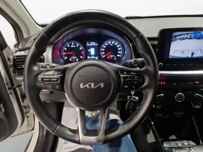 Photo 11 Kia Stonic  1.0 T-GDi 100ch Active DCT7