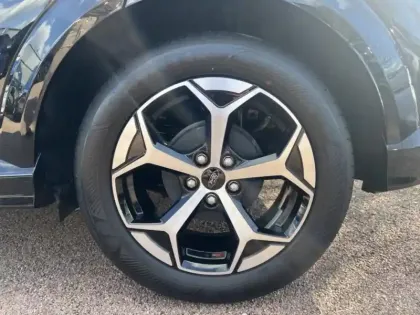 Photo 8 Ford Puma  1.0 EcoBoost Hybrid 125ch ST-Line S&S Powershift