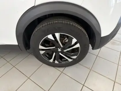 Photo 9 Peugeot 2008  1.5 BlueHDi 110ch S&S Allure