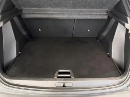 Photo 8 Peugeot 2008  1.5 BlueHDi 110ch S&S Allure