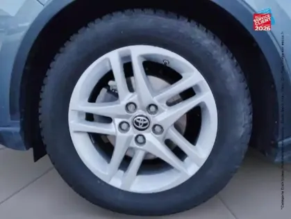 Photo 9 Toyota C-HR  1.8 Hybride 122ch Dynamic Ultimate E-CVT