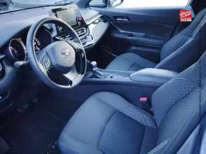 Photo 14 Toyota C-HR  1.8 Hybride 122ch Dynamic Ultimate E-CVT