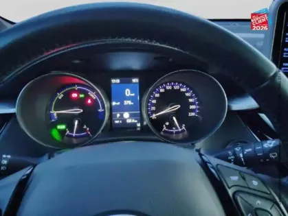 Photo 11 Toyota C-HR  1.8 Hybride 122ch Dynamic Ultimate E-CVT